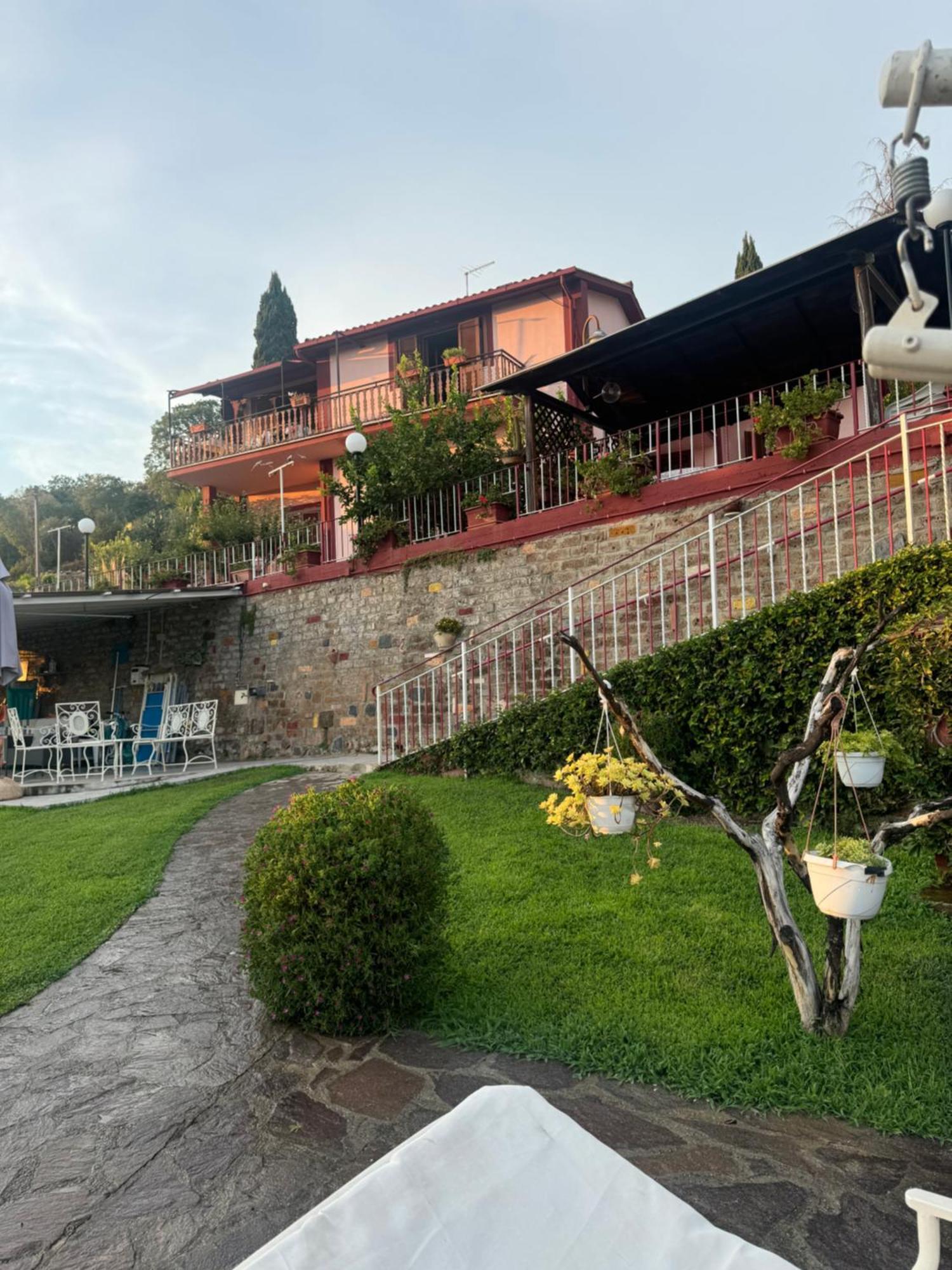 La Cupoletta Holiday House -Magnolia Trevignano Romano Buitenkant foto